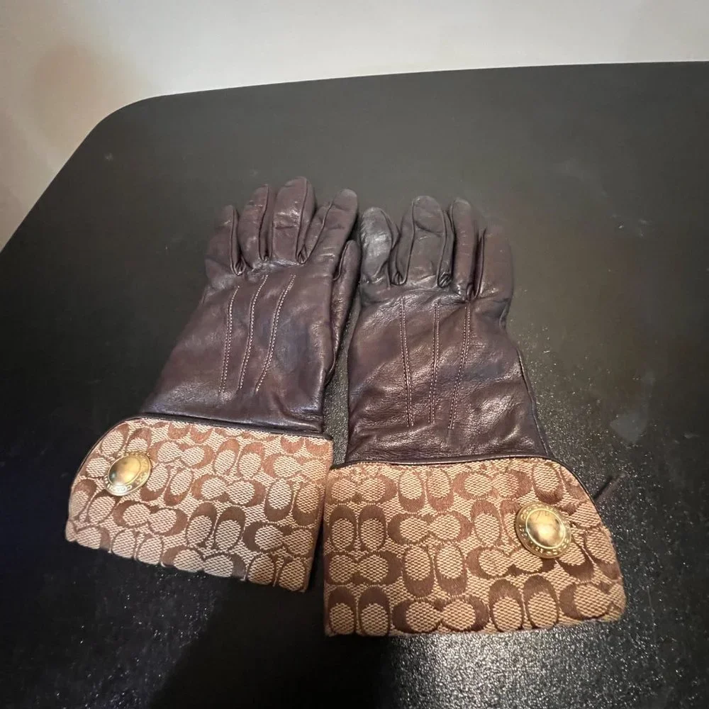 Coach gloves 6 1/2 brown tan